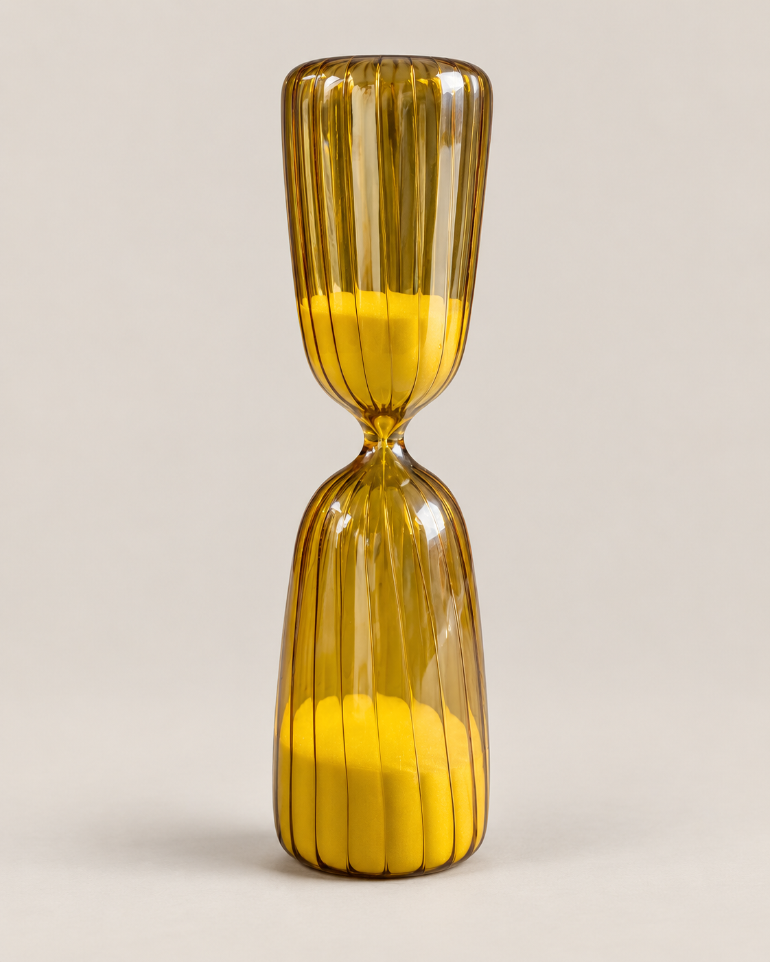 Elegant Minimalist Amber Glass Hourglass / Sand Timer – Sleek Cylindrical Design