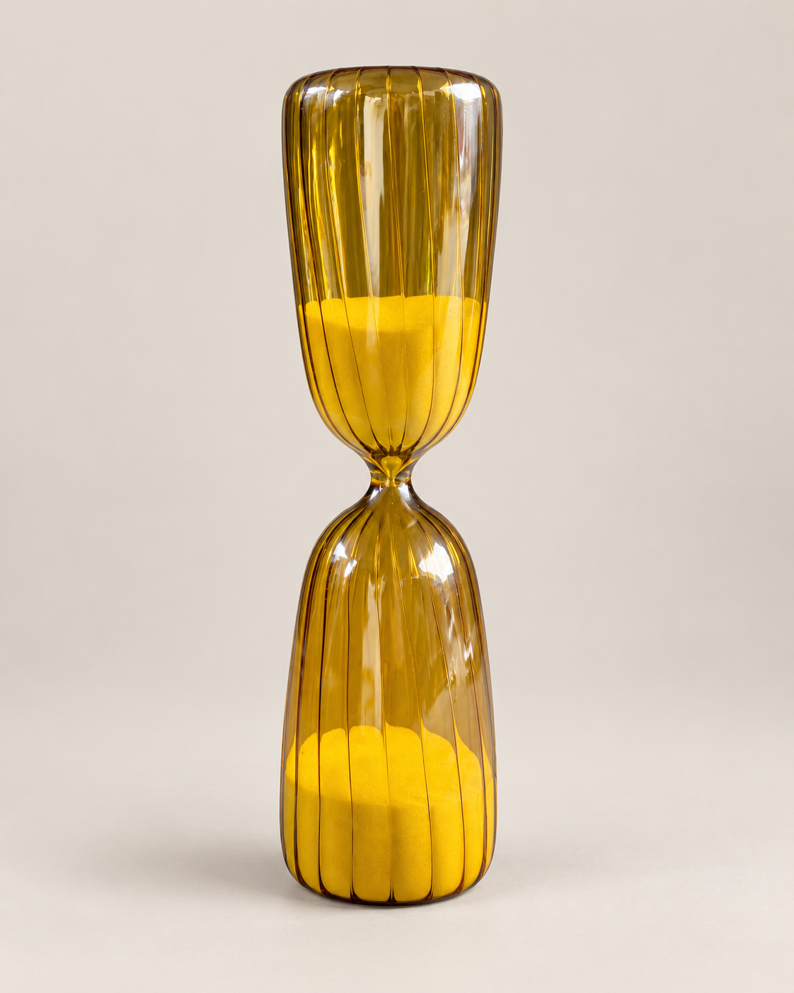 Elegant Minimalist Amber Glass Hourglass / Sand Timer – Sleek Cylindrical Design