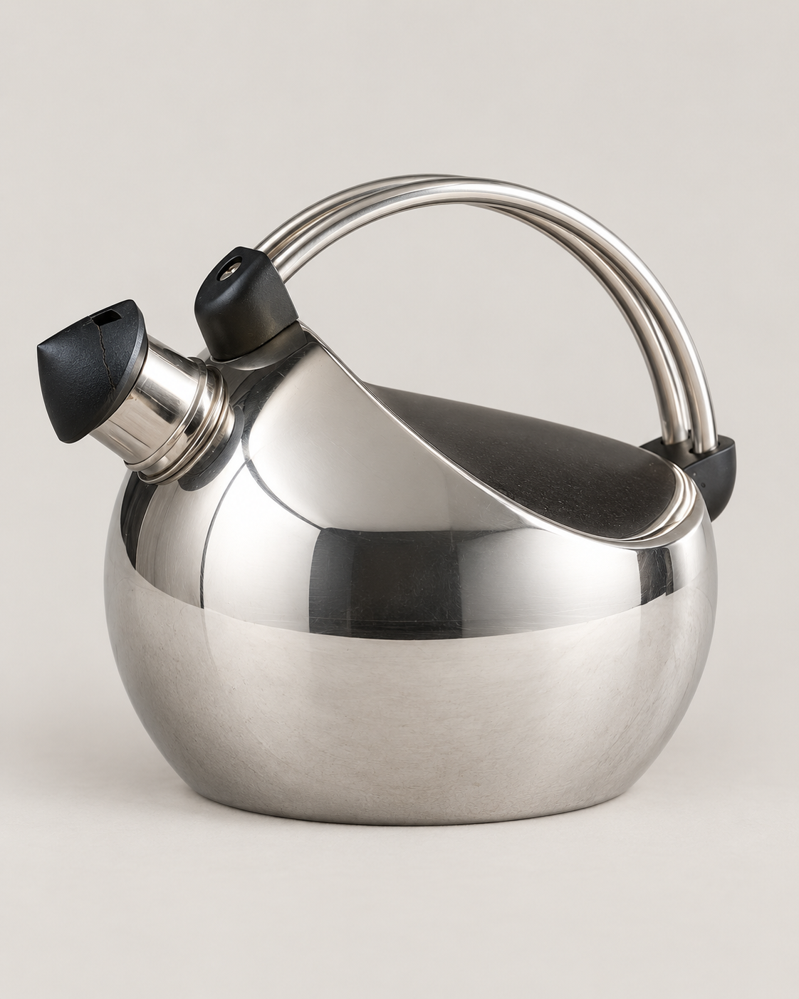 Stainless Steel 18/10 Whistling Kettle 80's Carlo Giannini by Flavio Sambinelli